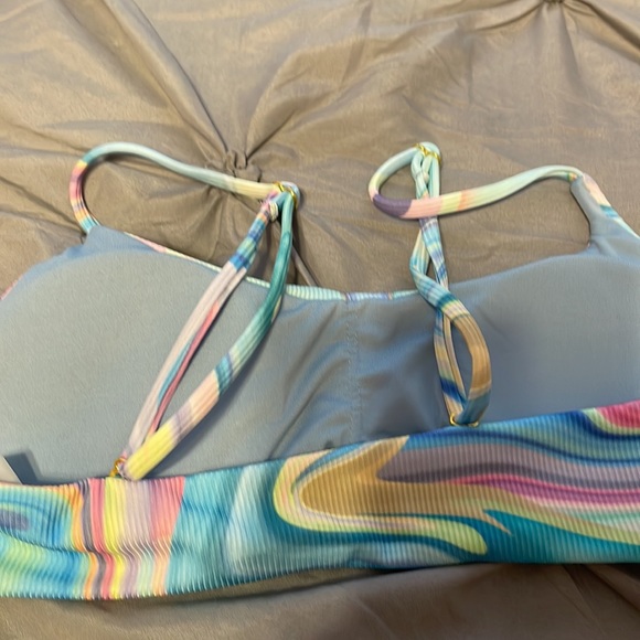 Never worn bikini with matching cover - Picture 5 of 6